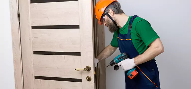 Replace Internal Door Handle with Lock Largo
